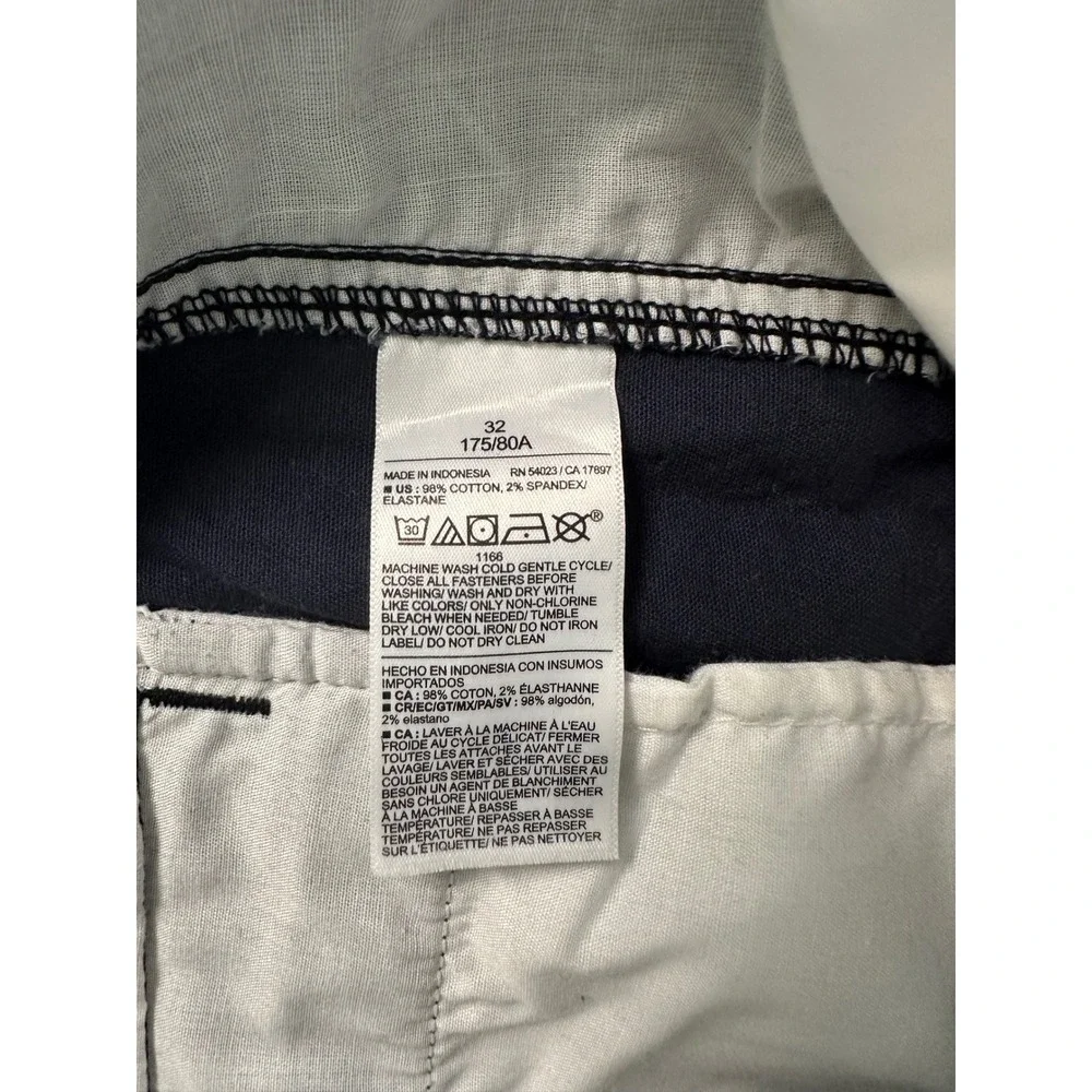 Old Navy Mens 32 Lived-In Straight Cargo Shorts Navy Blue Built-In Flex Stretch